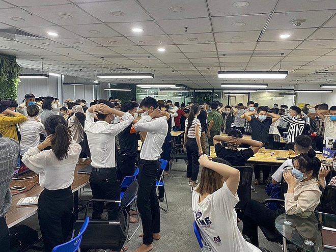 Vì sao nhiều người lao như 'thiêu thân' vào sàn giao dịch tiền ảo?